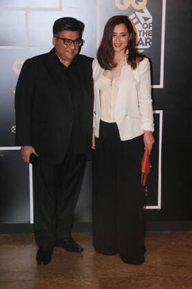 MUMBAI, INDIA SEPTEMBER 27: Bollywood actor Simone Singh (R) with her husband Fahad Samar during the GQ India Men of the year Award 2016 ceremony, at Grand Hyatt, Santacruz, on September 27, 2016 in Mumbai, India. (Photo by Pramod Thakur Hindustan Times ) GQ India Men Of The Year Award 2016