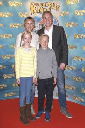 Uli Pingel mit Familie bei der Premiere des neuen Programms vom Zirkus Charles Knie auf der Horner Rennbahn. Hamburg, 28.09.2016 Foto:xgbrcix xFuturexImage