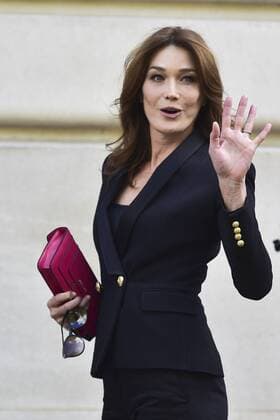Carla Bruni Sarkozy CELEBRITES : Modenschau Balmain - Paris - 29 09 2016 JBAutissier Panoramic 