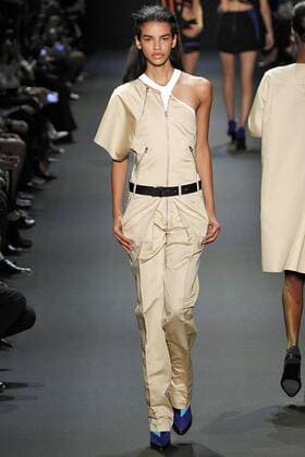 211997 Marineau Starface 2016-09-29 Paris France Paris Fashion Week. Défilé PAP Printemps-Eté 2017. Barbara Bui. Editorial use only  Copyright: xMarineaux STAR_211997_024