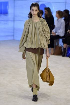 212013 Marineau Starface 2016-09-30 Paris France Paris Fashion week. Pret-a-porter printemps-ete 2017. Defile Loewe. Loewe , spring -summer 2017 Paris, France Paris Fashion week. Ready-to-wear spring-summer 2017 Defile Loewe. Editorial Use Only _sans_perso  Copyright: xMarineaux STAR_212013_012