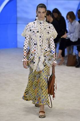 212013 Marineau Starface 2016-09-30 Paris France Paris Fashion week. Pret-a-porter printemps-ete 2017. Defile Loewe. Loewe , spring -summer 2017 Paris, France Paris Fashion week. Ready-to-wear spring-summer 2017 Defile Loewe. Editorial Use Only _sans_perso  Copyright: xMarineaux STAR_212013_020