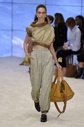 212013 Marineau Starface 2016-09-30 Paris France Paris Fashion week. Pret-a-porter printemps-ete 2017. Defile Loewe. Loewe , spring -summer 2017 Paris, France Paris Fashion week. Ready-to-wear spring-summer 2017 Defile Loewe. Editorial Use Only _sans_perso  Copyright: xMarineaux STAR_212013_031