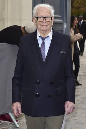 Pierre Cardin CELEBRITES : Modenschau Christian Dior - Paris - 30 09 2016 JBAutissier Panoramic 