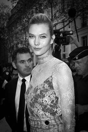 Karlie Kloss CELEBRITES : Modenschau Christian Dior - Paris - 30 09 2016 JBAutissier Panoramic 