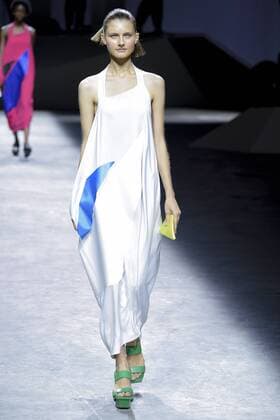 Paris Fashion Week - Issey Miyake Modenschau 212025 Marineau Starface 2016-09-30 Paris France Paris Fashion Week. Défilé PAP Printemps-Eté 2017. Issey Miyake. Editorial use only  Copyright: xMarineaux STAR_212025_003