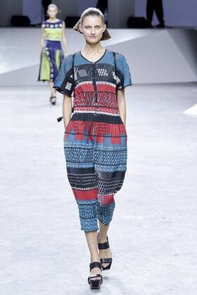 Paris Fashion Week - Issey Miyake Modenschau 212025 Marineau Starface 2016-09-30 Paris France Paris Fashion Week. Défilé PAP Printemps-Eté 2017. Issey Miyake. Editorial use only  Copyright: xMarineaux STAR_212025_033