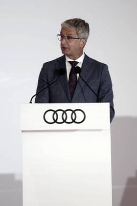 Einweihung des neuen Werks der Audi AG in Mexiko CEO of Audi Rupert Stadler speaks suring the inauguration of the new plant of German company Audi in municipality of San Jose Chiapa, Mexico, 30 September 2016. At this plant Audi will produce the new generation of its Q5 for the world makert, expcet for China and India. Audi invested more than 1,1 billion US dollar in the plant. EFE Hugo Ortuno New plant of German company Audi in Mexico !ACHTUNG: NUR REDAKTIONELLE NUTZUNG!  MEX16 20161001-636108920538547230
