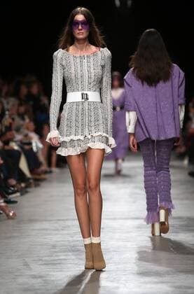 A model takes to the catwalk during the presentation of Veronique Leroy s show as part of the Spring-Summer 2017 Paris Fashion Week on October 1, 2016.  PAR20161001111 MAYAxVIDON-WHITE