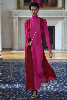 212064 Marineau Starface 2016-10-02 Paris France Paris Fashion Week. Défilé PAP Printemps-Eté 2017. VALENTINO Editorial use only  Copyright: xMarineaux STAR_212064_058