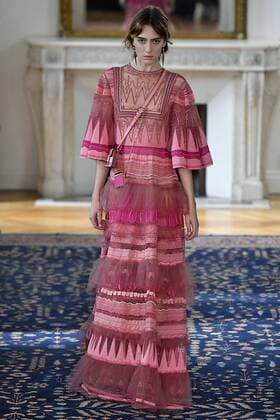 212064 Marineau Starface 2016-10-02 Paris France Paris Fashion Week. Défilé PAP Printemps-Eté 2017. VALENTINO Editorial use only  Copyright: xMarineaux STAR_212064_083