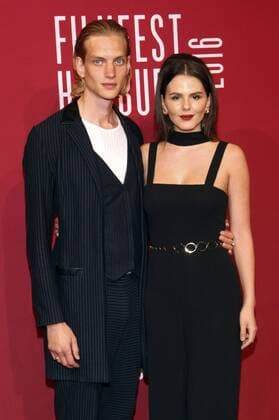 Paul Boche und Ruby O. Fee bei der Premiere von Zazy auf dem 24. Filmfest Hamburg 2016 im Cinemaxx am Dammtor. Hamburg, 01.10.2016 Foto:xgbrcix xFuturexImage