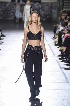 212078 Marineau Starface 2016-10-02 Paris France Paris Fashion week. Pret-a-porter printemps-ete 2017. Defile John Galliano. John Galliano , spring -summer 2017Paris, France Paris Fashion week. Ready-to-wear spring-summer 2017 Defile John Galliano Editorial Use Only  Copyright: xMarineaux STAR_212078_041