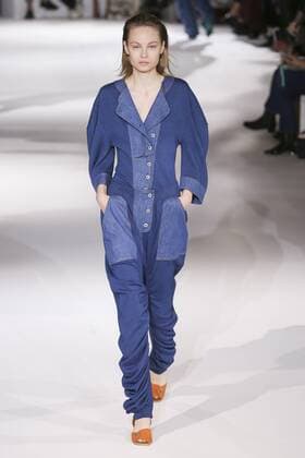 Paris Fashion Week - Stella McCartney Modenschau 212098 Marineau Starface 2016-10-03 Paris France Paris Fashion week. Pret-a-porter printemps-ete 2017. Defile Stella McCartney. Stella McCartney, spring-summer 2017 Paris, France Paris Fashion week. Ready-to-wear spring-summer 2017 Defile Stella McCartney. Editorial Use Only _sans_perso  Copyright: xMarineaux STAR_212098_022