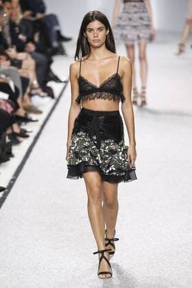 Paris Fashion Week - Giambattista Valli Modenschau 212111 Marineau Starface 2016-10-03 Paris France Paris Fashion Week. défilé PAP Printemps-Eté 2017. Giambattista Valli. Editorial use only  Copyright: xMarineaux STAR_212111_029