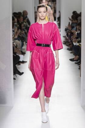 Paris Fashion Week - Hermes Modenschau 212128 Marineau Starface Paris France Paris Fashion Week. Défilé PAP Printemps-Eté 2017. HERMES. Editorial use only  Copyright: xMarineaux STAR_212128_015