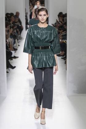 Paris Fashion Week - Hermes Modenschau 212128 Marineau Starface Paris France Paris Fashion Week. Défilé PAP Printemps-Eté 2017. HERMES. Editorial use only  Copyright: xMarineaux STAR_212128_017