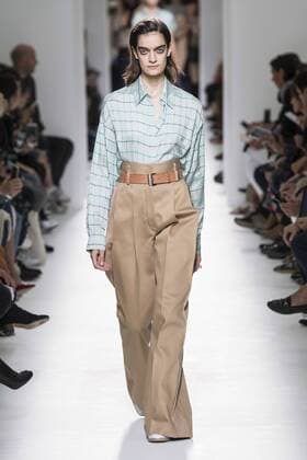 Paris Fashion Week - Hermes Modenschau 212128 Marineau Starface Paris France Paris Fashion Week. Défilé PAP Printemps-Eté 2017. HERMES. Editorial use only  Copyright: xMarineaux STAR_212128_020
