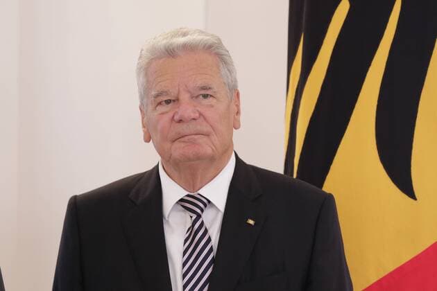 Berlin, Schloss Bellevue, Ansprache bei der Verleihung des Verdienstordens der Bundesrepublik Deutschland zum Tag der Deutschen Einheit, Foto: Bundespräsident Joachim Gauck