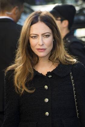 Anna Mouglalis CELEBRITIES : arrivals Chanel - Paris - 04 10 2016 JBAutissier Panoramic 