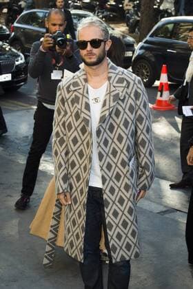 Paolo Stella CELEBRITIES : arrivals Chanel - Paris - 04 10 2016 JBAutissier Panoramic 
