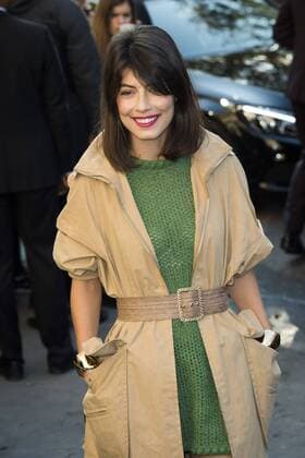 Alessandra Mastronardi CELEBRITIES : arrivals Chanel - Paris - 04 10 2016 JBAutissier Panoramic 