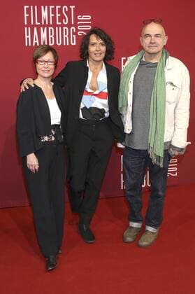 Annalena Schmidt, Ulrike Folkerts und Peter Espeloer bei der Premiere von Tatort: Babbeldasch auf dem 24. Filmfest Hamburg 2016 im Cinemaxx am Dammtor. Hamburg, 04.10.2016 Foto:xgbrcix xFuturexImage