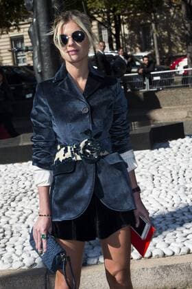 Lala Rudge - Prominente am Rande der Miu Miu Modenschau - Paris - 05 10 2016 JBAutissier Panoramic 