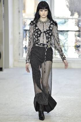 Paris Fashion Week - Louis Vuitton Modenschau 212179 Marineau Starface 2016-10-05 Paris France Paris Fashion week. Pret-a-porter printemps-ete 2017. Defile Louis Vuitton Louis Vuitton, spring-summer 2017 Paris, France Editorial Use Only _sans_perso  Copyright: xMarineaux STAR_212179_057