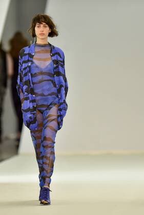 Minas Trend in Belo Horizonte - Plural Modenschau BELO HORIZONTE, MG - 05.10.2016: MINAS TREND OUTONO INVERNO 2017 - designer fashion show Plural during the nineteenth edition of the Minas Trend - Autumn Winter 2017 held in Expominas in Belo Horizonte, MG. on the morning of Wednesday (05). x1211137x  MourãoxPanda