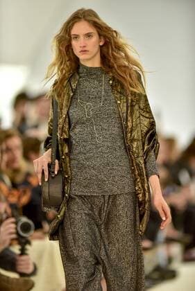 Minas Trend in Belo Horizonte - Plural Modenschau BELO HORIZONTE, MG - 05.10.2016: MINAS TREND OUTONO INVERNO 2017 - designer fashion show Plural during the nineteenth edition of the Minas Trend - Autumn Winter 2017 held in Expominas in Belo Horizonte, MG. on the morning of Wednesday (05). x1211143x  MourãoxPanda