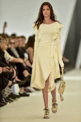 Minas Trend in Belo Horizonte - Plural Modenschau BELO HORIZONTE, MG - 05.10.2016: MINAS TREND OUTONO INVERNO 2017 - designer fashion show Plural during the nineteenth edition of the Minas Trend - Autumn Winter 2017 held in Expominas in Belo Horizonte, MG. on the morning of Wednesday (05). x1211152x  MourãoxPanda
