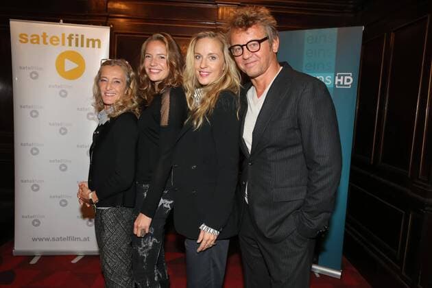 04.10.2016, Metro Kino, SOKO DONAU - Wir sind viele, Präsentation des ersten Serein-Falls in Spielfilmlänge Satel Film PR Robin Consult im Bild: Kathrin Zechner -ORF, Patricia Aulitzky, Lilian Klebow, Heinrich Ambrosch -Satel Film