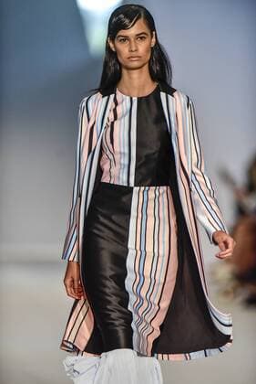 Minas Trend in Belo Horizonte - VictorDzenk Modenschau BELO HORIZONTE, MG - 05.10.2016: MINAS TREND OUTONO INVERNO 2017 - designer fashion show VictorDzenk during the nineteenth edition of the Minas Trend - Autumn Winter 2017 held in Expominas in Belo Horizonte, MG. on the morning of Wednesday (05). x1211331x  MourãoxPanda