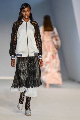 Minas Trend in Belo Horizonte - VictorDzenk Modenschau BELO HORIZONTE, MG - 05.10.2016: MINAS TREND OUTONO INVERNO 2017 - designer fashion show VictorDzenk during the nineteenth edition of the Minas Trend - Autumn Winter 2017 held in Expominas in Belo Horizonte, MG. on the morning of Wednesday (05). x1211341x  MourãoxPanda