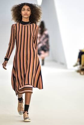 Minas Trend in Belo Horizonte - Lucas Magalhaes Modenschau BELO HORIZONTE, MG - 06.10.2016: MINAS TREND OUTONO INVERNO 2017 - Parade Lucas Magalhaes designer during the nineteenth edition of the Minas Trend - Autumn Winter 2017 held in Expominas in Belo Horizonte, MG. on the morning of Thursday (06). x1211695x  MourãoxPanda