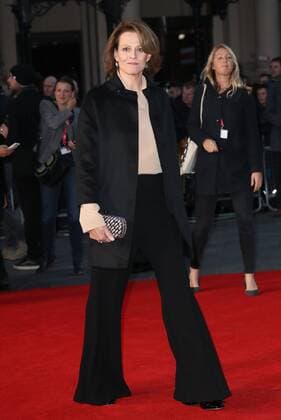 . 06 10 2016. London, United Kingdom. Sigourney Weaver arriving for the premiere of A Monster Calls at the London Film Festival.  xStephenxLockx xi-Imagesx IIM-13563-0008