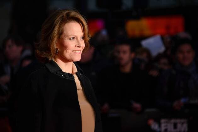 . 06 10 2016. London, United Kingdom. Sigourney Weaver arrives at the 60th BFI London Film festival A Monster Calls Premier.  xChrisxJosephx xi-Imagesx IIM-13564-0008
