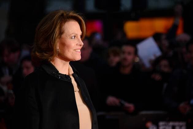 . 06 10 2016. London, United Kingdom. Sigourney Weaver arrives at the 60th BFI London Film festival A Monster Calls Premier.  xChrisxJosephx xi-Imagesx IIM-13564-0011