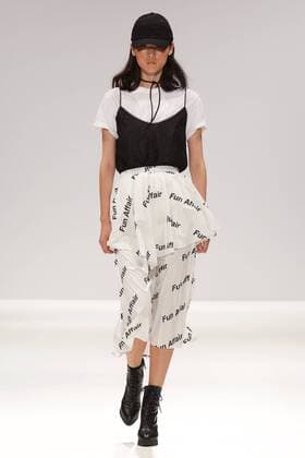 London Fashion Week - The Fun Affair Modenschau October 6, 2016 - London, United Kingdom - A model walks the runway at the The Fun Affair Show during London Fashion Spring Summer 17 collections at London Fashion Week 2016, In London, United Kingdom. London United Kingdom  - ZUMAn230