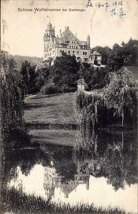 Schwebda Meinhard im Werra Meißner Kreis, Schloss Wolfsbrunnen am Wasser !AUFNAHMEDATUM GESCHÄTZT!