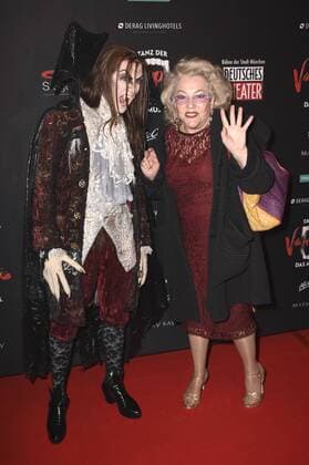 Veronika von Quast bei der Premiere des Musicals Tanz der Vampire im Deutschen Theater. München, 06.10.2016 Foto:xP.xSchönbergerx xFuturexImage