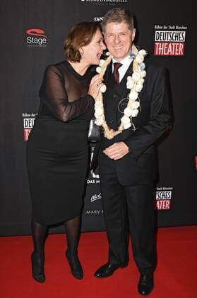 Horst Kummeth mit Gattin Eva bei der Premiere des Musicals Tanz der Vampire im Deutschen Theater. München, 06.10.2016 Foto:xP.xSchönbergerx xFuturexImage