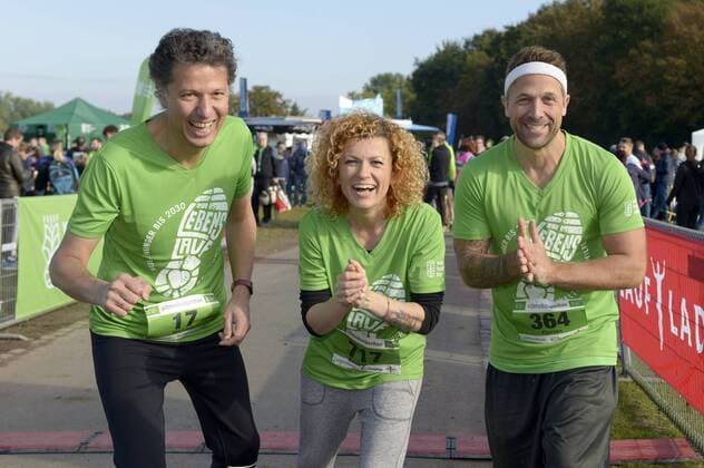 Michael Hofmann, Lucy Diakovska und Florian Ambrosius beim Spendenlauf der Welthungerhilfe für eine Welt ohne Hunger ZeroHungerRun . Bonn, 09.10.2016 Foto:xP.xMertensx xFuturexImage
