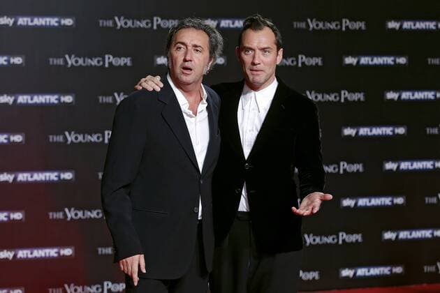Themen der Woche Bilder des Tages Premiere der TV-Serie The Young Pope in Rom - Paolo Sorrentino and Jude Law Roma 09-10-2016. The young Pope Serie TV Sky, Rome 9th October 2016. The Young Pope Premiere. SamanthaxZucchi