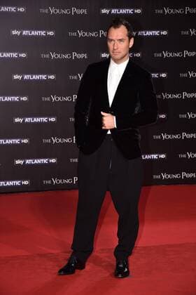 Premiere der TV-Serie The Young Pope in Rom - Rome, The Space Cinema Moderno - Preview of the Film The Young Pope, Pictured: Jude Law  Copyright: xVincenzoxLandix
