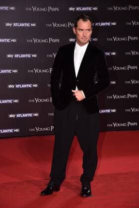 Premiere der TV-Serie The Young Pope in Rom - Rome, The Space Cinema Moderno - Preview of the Film The Young Pope, Pictured: Jude Law  Copyright: xVincenzoxLandix