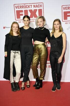 Janina Stopper, Lisa Tomaschewsky, Sarah Mahita und Helena Siegmund-Schultze bei der Premiere des Kinofilms Verrückt nach Fixi im Mathäser Filmpalast. München, 09.10.2016 Foto:xP.xSchönbergerx xFuturexImage