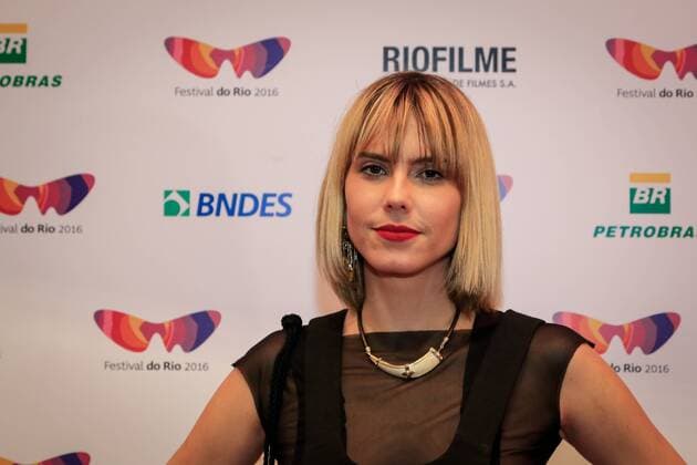 BR 716 Filmpremiere in Rio de Janeiro RIO DE JANEIRO, RJ - 11.10.2016: TAPETE VERMELHO DO FILME BR716 - Livia Bueno, during the Red Carpet of the BR176 Film, a movie Domingos Oliveira, where the main characters are almost totally drunk all the time. A fable of alcohol phase, the most intense bohemia Copacabanense, ending in the 1964 coup. x1213642x  AndréxHorta