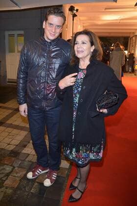 Premiere Welt der Wunderlichs Hannelore Elsner, Sohn Dominik Elsner Ankunft zur Premiere die Welt der Wunderlichs im Kantkino in Berlin am 12.10.2016